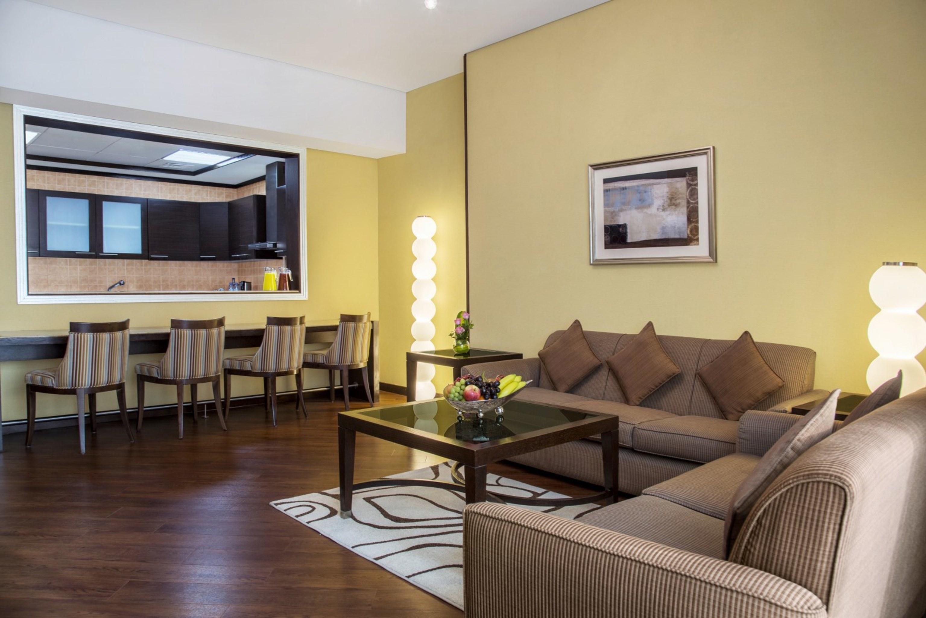 Time Oak & Hotel 4*